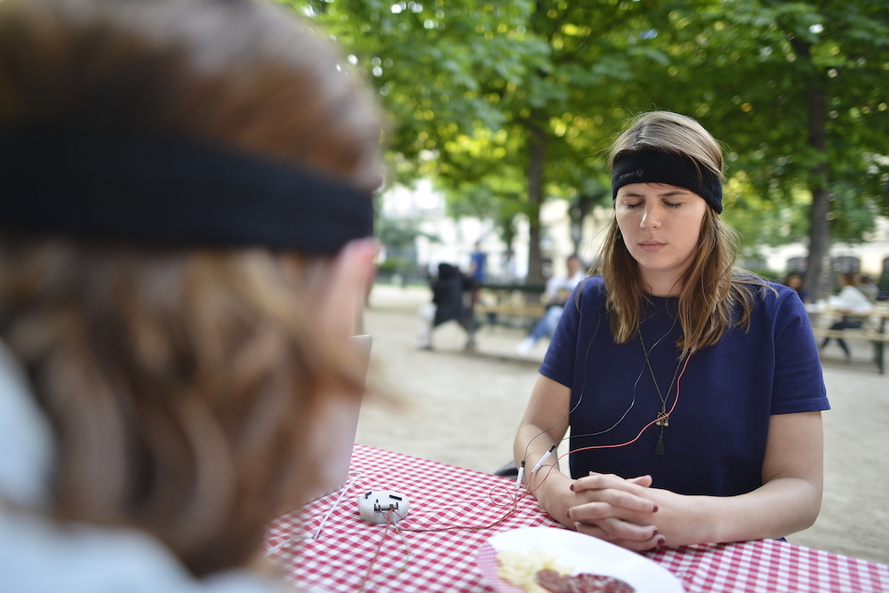 Duo entrain d'imaginer l'assiette tomber – Crédit Photo Pierre Bouvier